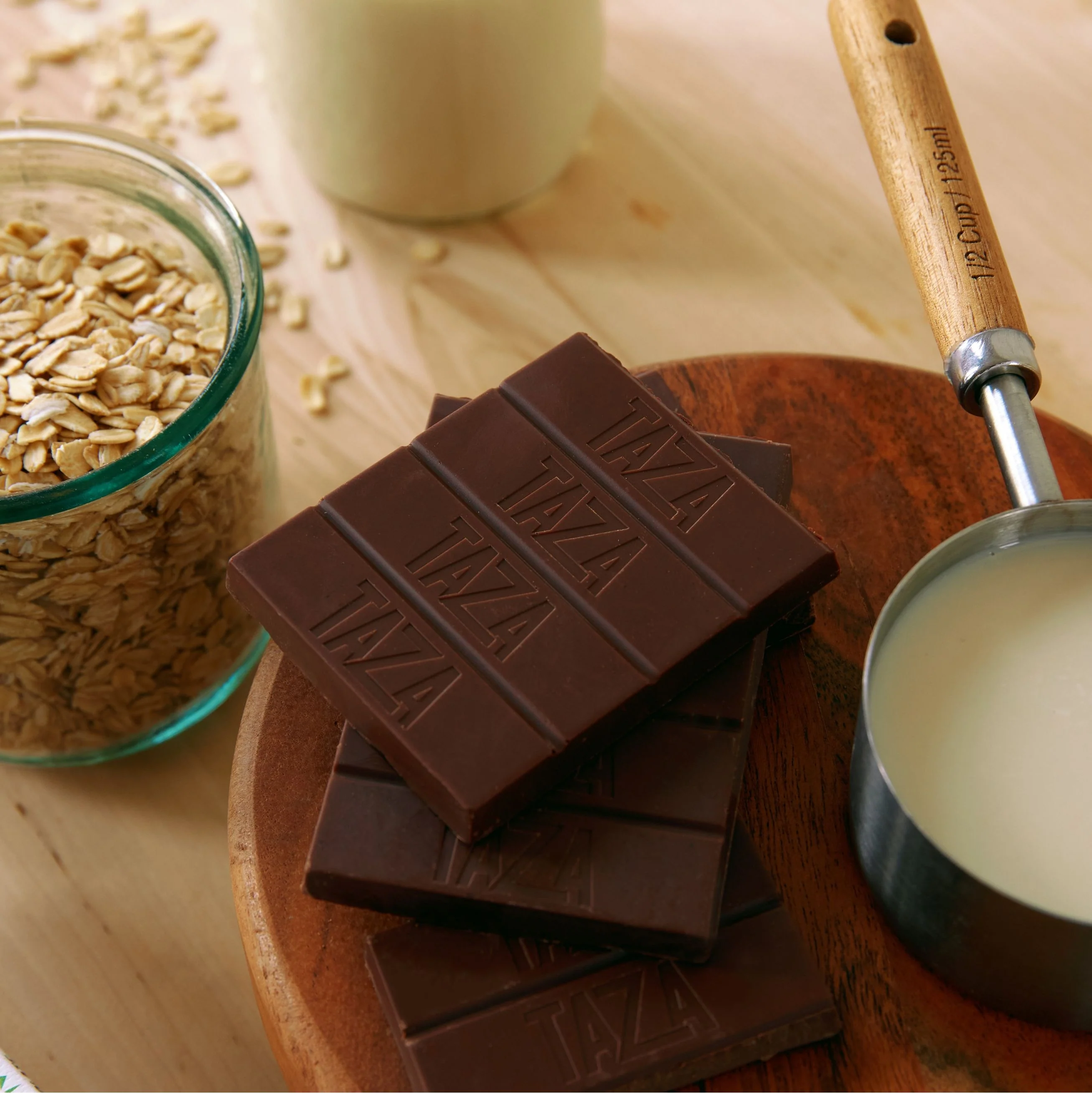 Oat Milk Chocolate Bar - Fruit & Nut Crunch - Image 3